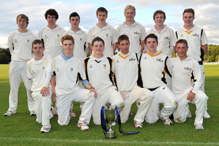 Instonians celebrate winning the 2007 ClubTurf Ulster Cup